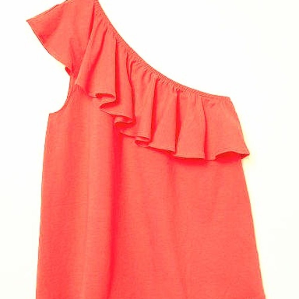 Red H&M one off shoulder Cute top!!!!/ Blouse